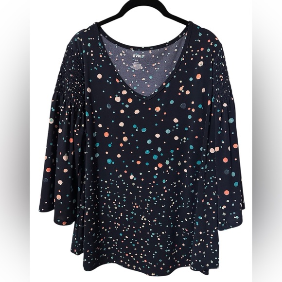 EVRI Tops - Plus size Multicolor Polka Dot Blouse. EUC